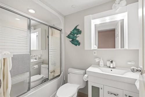 20 Spine Dr, Winnipeg, MB 