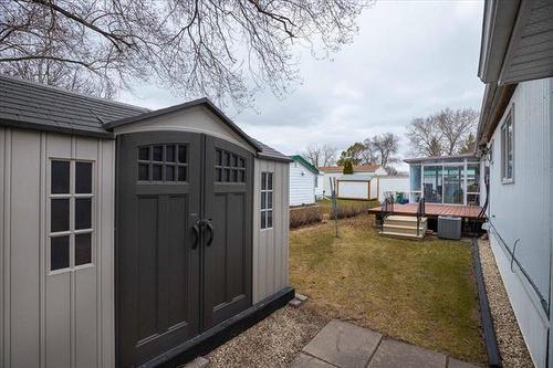 20 Spine Dr, Winnipeg, MB 