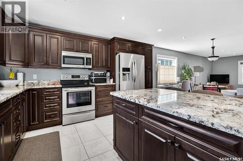 A 269 High Street E, Moose Jaw, SK - Indoor Photo Showing Kitchen With Stainless Steel Kitchen With Upgraded Kitchen