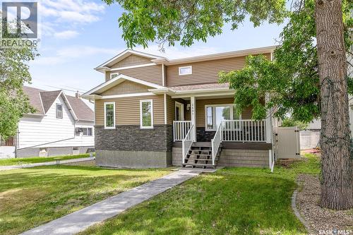 A 269 High Street E, Moose Jaw, SK - Outdoor With Deck Patio Veranda With Facade