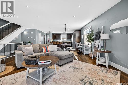 A 269 High Street E, Moose Jaw, SK - Indoor Photo Showing Living Room