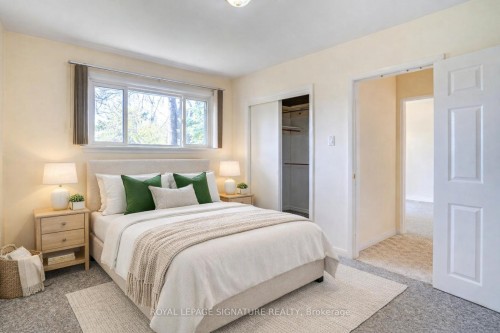 15 Epsom Downs Drive, Brampton, ON - Indoor Photo Showing Bedroom