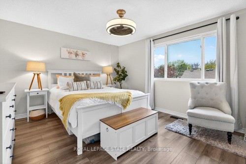 2233 Melissa Crescent, Burlington, ON 