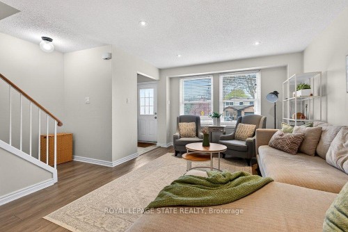 2233 Melissa Crescent, Burlington, ON 