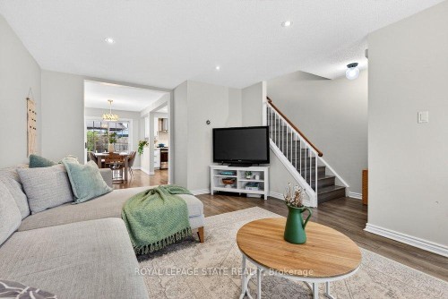 2233 Melissa Crescent, Burlington, ON 