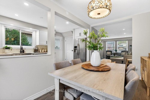 2233 Melissa Crescent, Burlington, ON 