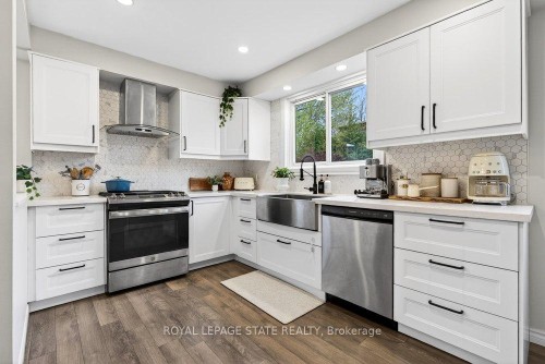 2233 Melissa Crescent, Burlington, ON 