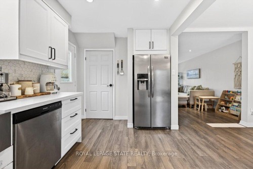 2233 Melissa Crescent, Burlington, ON 