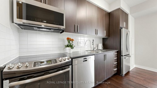 1705-20 Bruyeres Mews, Toronto, ON - Indoor Photo Showing Kitchen