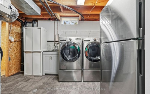 3047 Kilbride Crescent, Mississauga, ON - Indoor Photo Showing Laundry Room