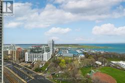 2104 - 215 FORT YORK BOULEVARD  Toronto, ON M5V 4A2