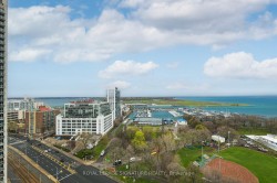 2104-215 Fort York Boulevard Toronto, ON M5V 4A2