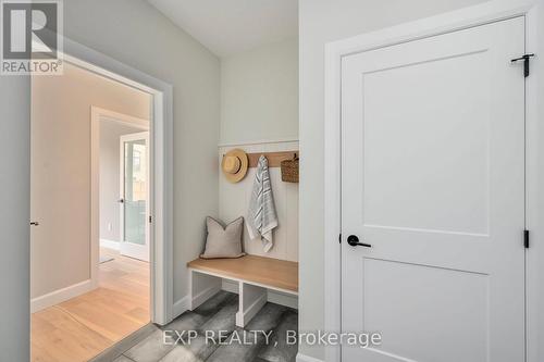 2048 Wickerson Road, London South (South K), ON - Indoor Photo Showing Other Room