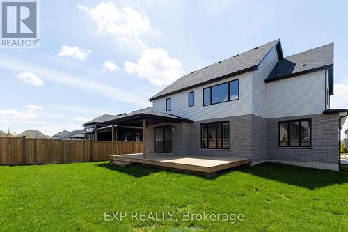 2048 Wickerson Road, London South (South K), ON - Outdoor
