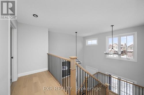 2044 Wickerson Road, London South (South K), ON - Indoor Photo Showing Other Room