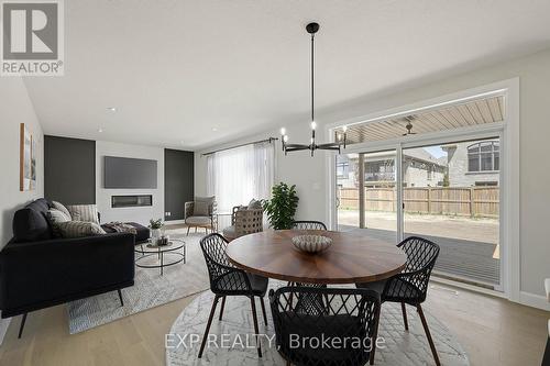 2044 Wickerson Road, London South (South K), ON - Indoor