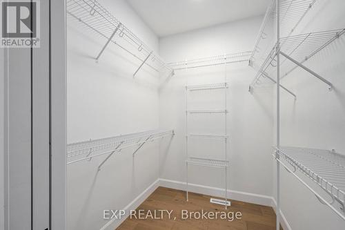 2052 Wickerson Road, London South (South K), ON - Indoor Photo Showing Other Room