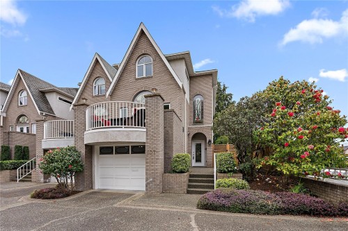 207 Quebec St, Victoria, BC 