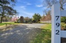 792 Bennett Rd, Qualicum Beach, BC 