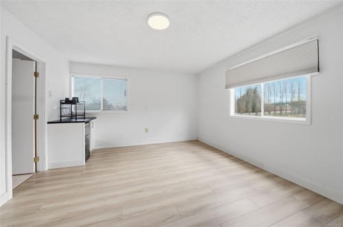792 Bennett Rd, Qualicum Beach, BC 