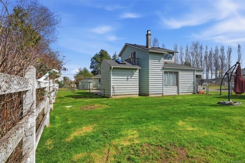 792 Bennett Rd, Qualicum Beach, BC 