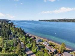 6768 Buckley Bay Frontage Rd WEST Fanny Bay, BC V0R 1W0