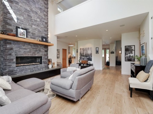 1865 Highland Ridge Rd, Shawnigan Lake, BC 