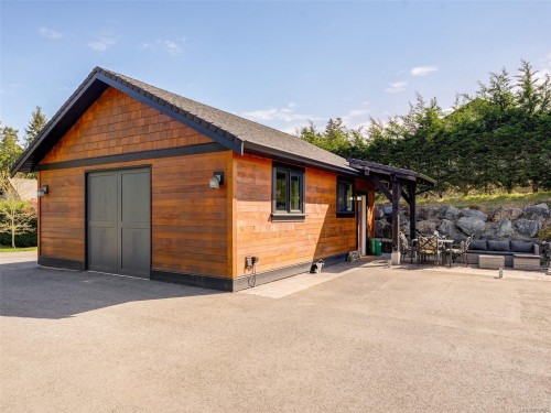 1865 Highland Ridge Rd, Shawnigan Lake, BC 