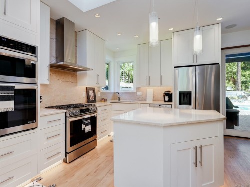 1865 Highland Ridge Rd, Shawnigan Lake, BC 
