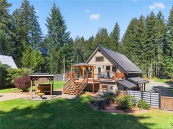 1981 Dzini Rd Black Creek, BC V9J 1H1
