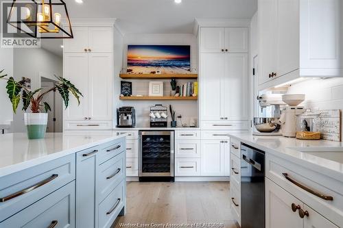 6 Heathview Trail, Leamington, ON - Indoor Photo Showing Kitchen