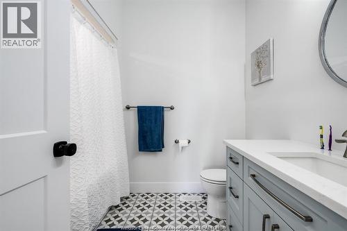 6 Heathview Trail, Leamington, ON - Indoor Photo Showing Bathroom