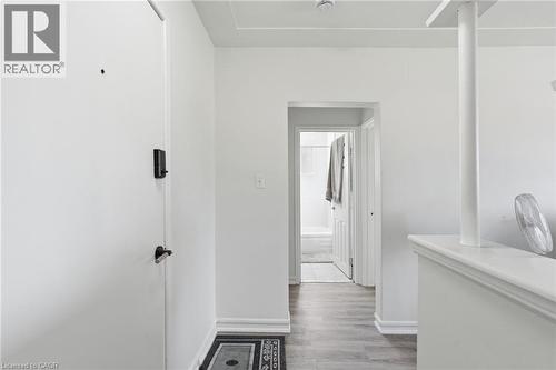 1254 Fennell Avenue E, Hamilton, ON - Indoor