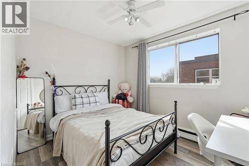 1254 Fennell Avenue E, Hamilton, ON - Indoor Photo Showing Bedroom