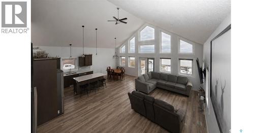 35 Lake Avenue, Jackfish Lake, SK - Indoor