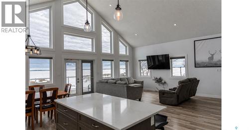 35 Lake Avenue, Jackfish Lake, SK - Indoor