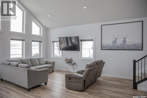 35 Lake Avenue, Jackfish Lake, SK - Indoor Photo Showing Living Room