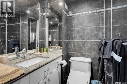 680 424 Spadina Crescent E, Saskatoon, SK - Indoor Photo Showing Bathroom