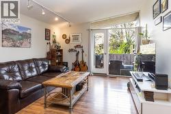 353 Boyce Crescent Unit# 11 Kelowna, BC V1Y 5Z7