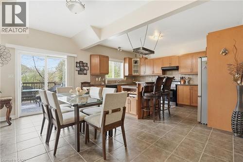 4301 Arejay Avenue, Lincoln, ON - Indoor Photo Showing Dining Room