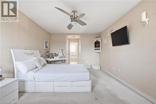 4301 Arejay Avenue, Lincoln, ON - Indoor Photo Showing Bedroom