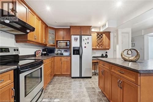 4301 Arejay Avenue, Lincoln, ON - Indoor Photo Showing Kitchen