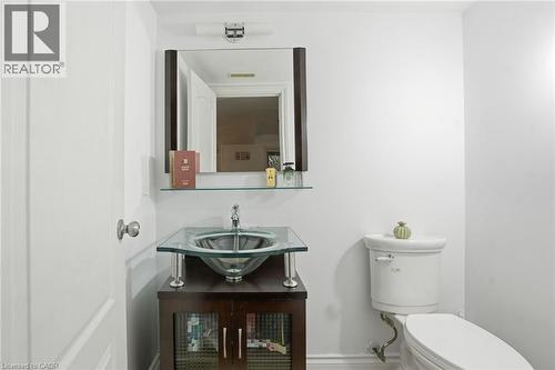 4301 Arejay Avenue, Lincoln, ON - Indoor Photo Showing Bathroom