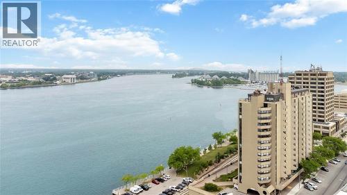 155 FRONT STREET Unit# 809  Sarnia, ON N7T 7V5