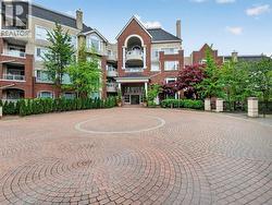 513 5262 OAKMOUNT CRESCENT Burnaby, BC V5H 4R7