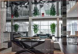 318 - 65 SPEERS ROAD Oakville, ON L6K 2E6