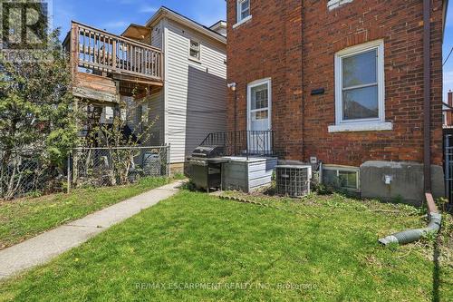 224 Balsam Avenue S, Hamilton, ON - Outdoor With Exterior