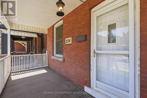 224 Balsam Avenue S, Hamilton, ON - Outdoor With Exterior