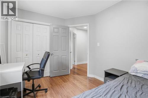 2 Amore Boulevard, Hamilton, ON - Indoor Photo Showing Bedroom