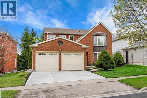 40 Old Maple Lane, Kitchener, ON - Outdoor